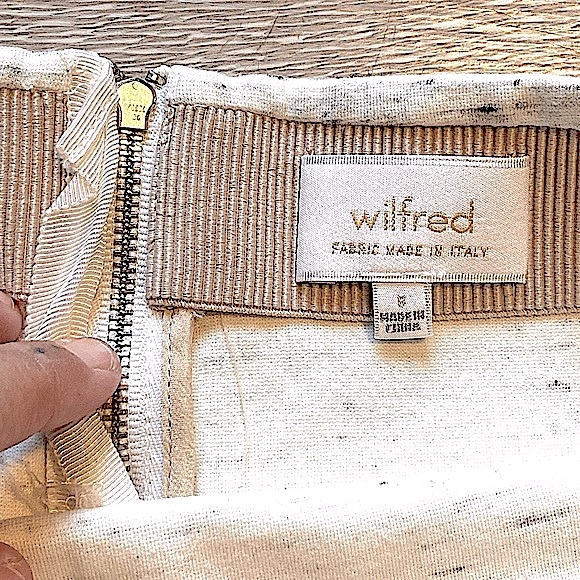 ARITZIA • WILFRED • Mini Skirt • Size 6 • Cream Speckled - Picture 15 of 16